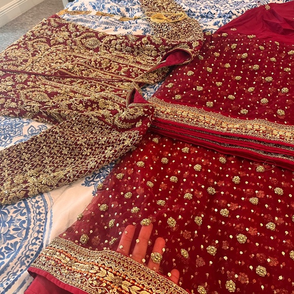 A gorgeous & Royal Embellished Bridal Outfit by Designer Faiza Saqlain - Picture 13 of 14